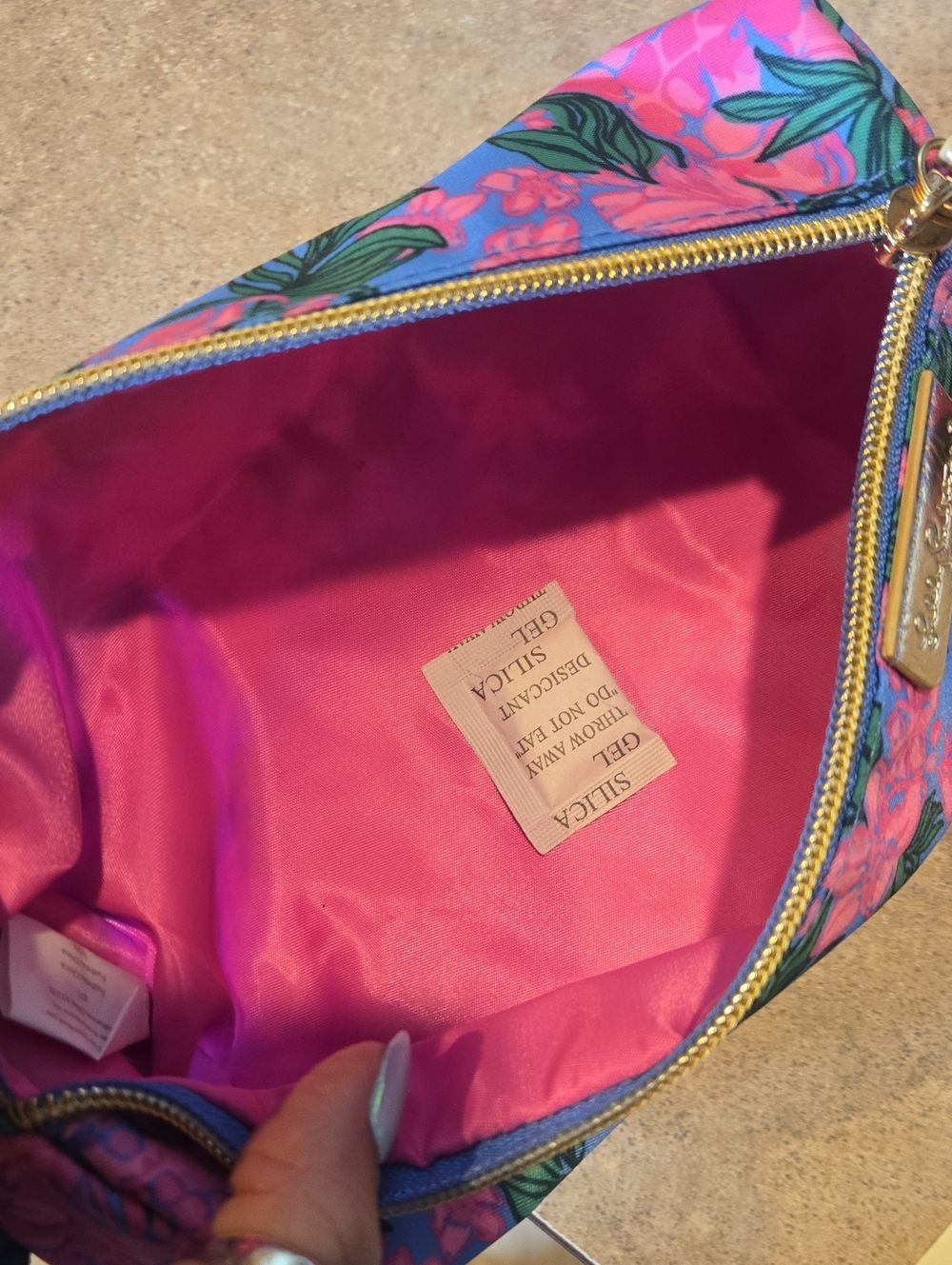 Lilly Pulitzer Zipper Travel Pouch - Picture 6 of 6